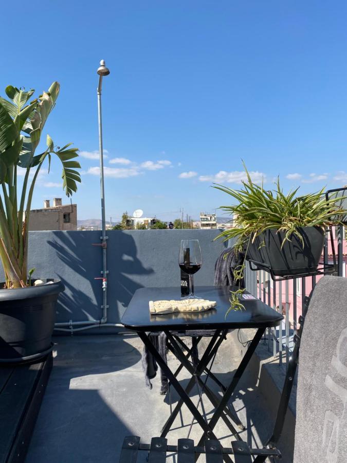 Monastiraki Citycenter Sleepbox- Unspoiled Athens Apartments المظهر الخارجي الصورة