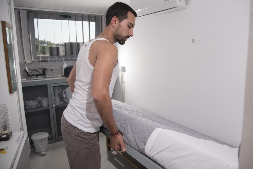 Monastiraki Citycenter Sleepbox- Unspoiled Athens Apartments المظهر الخارجي الصورة